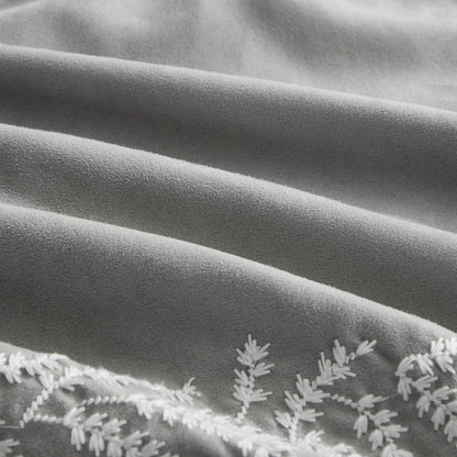 Embroidered Faux Suede Comforter Set – Soft & Cozy Luxury Bedding for a Stylish Bedroom